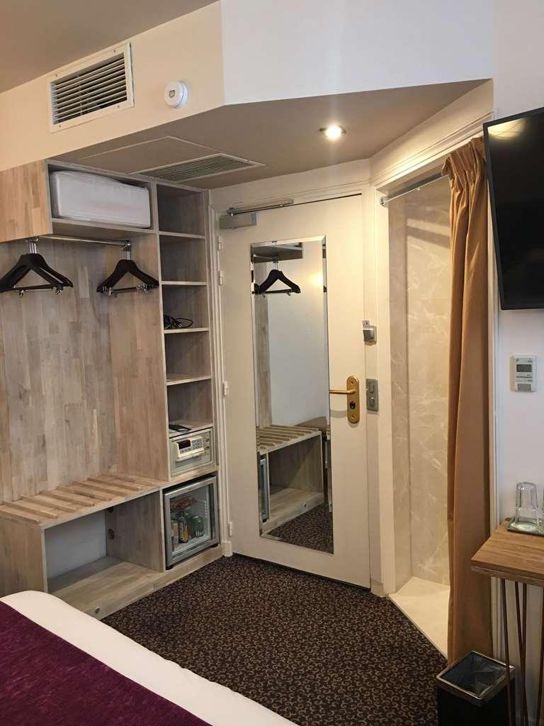 Hotel Louvre Sainte Anne París Habitación foto
